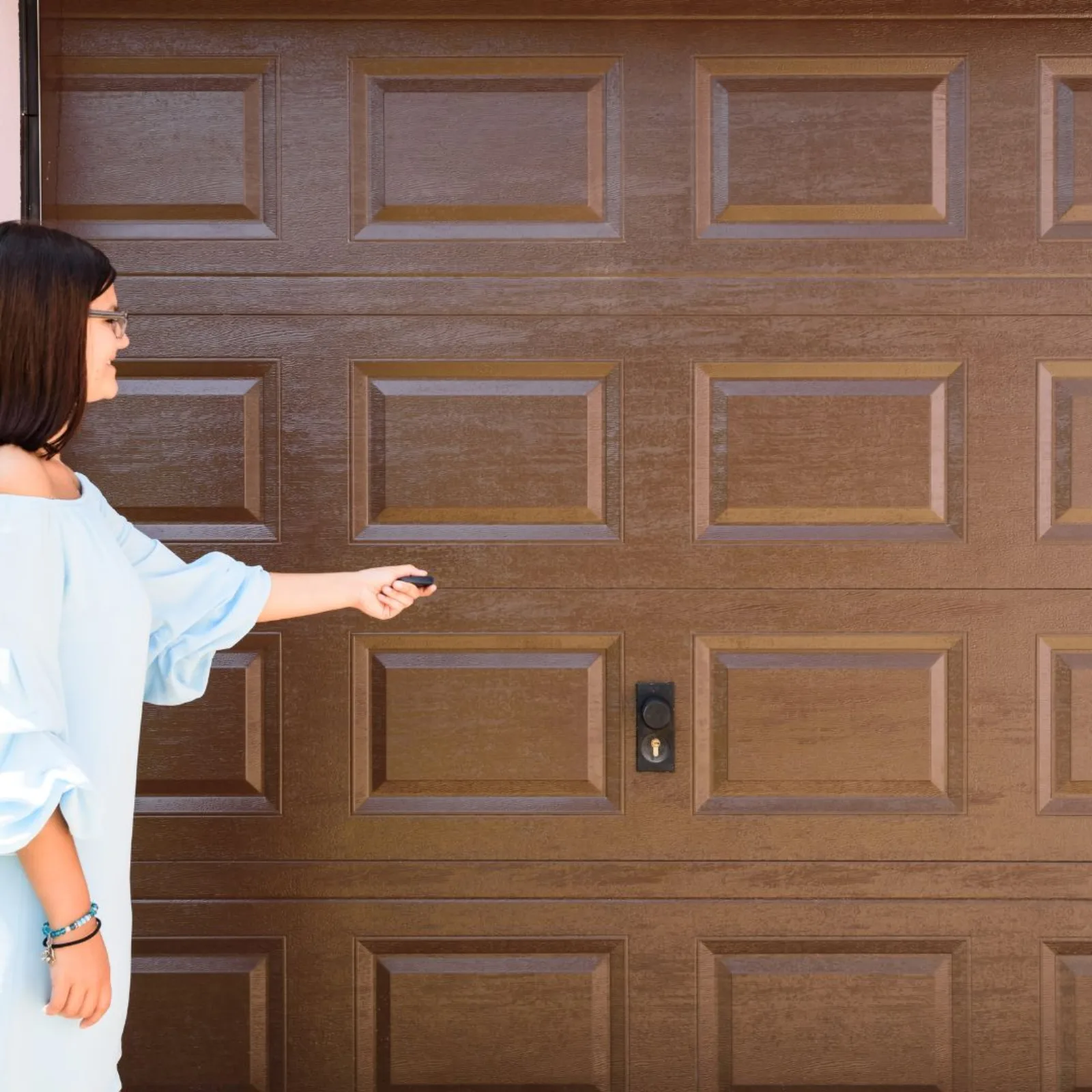 Locked Out Garage Door - A1 super locksmith services 